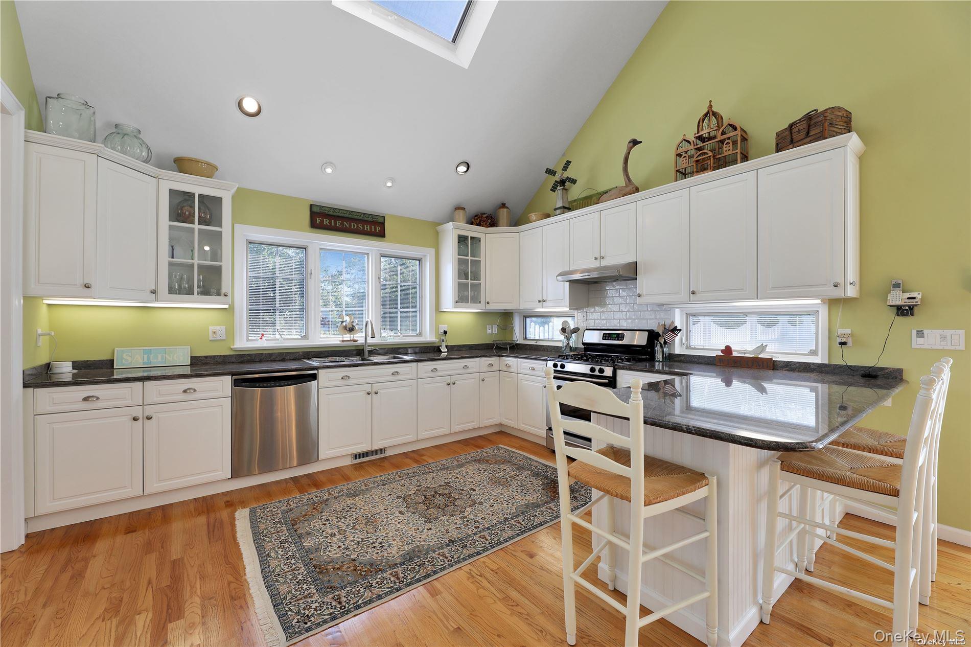 2 Bayview Road