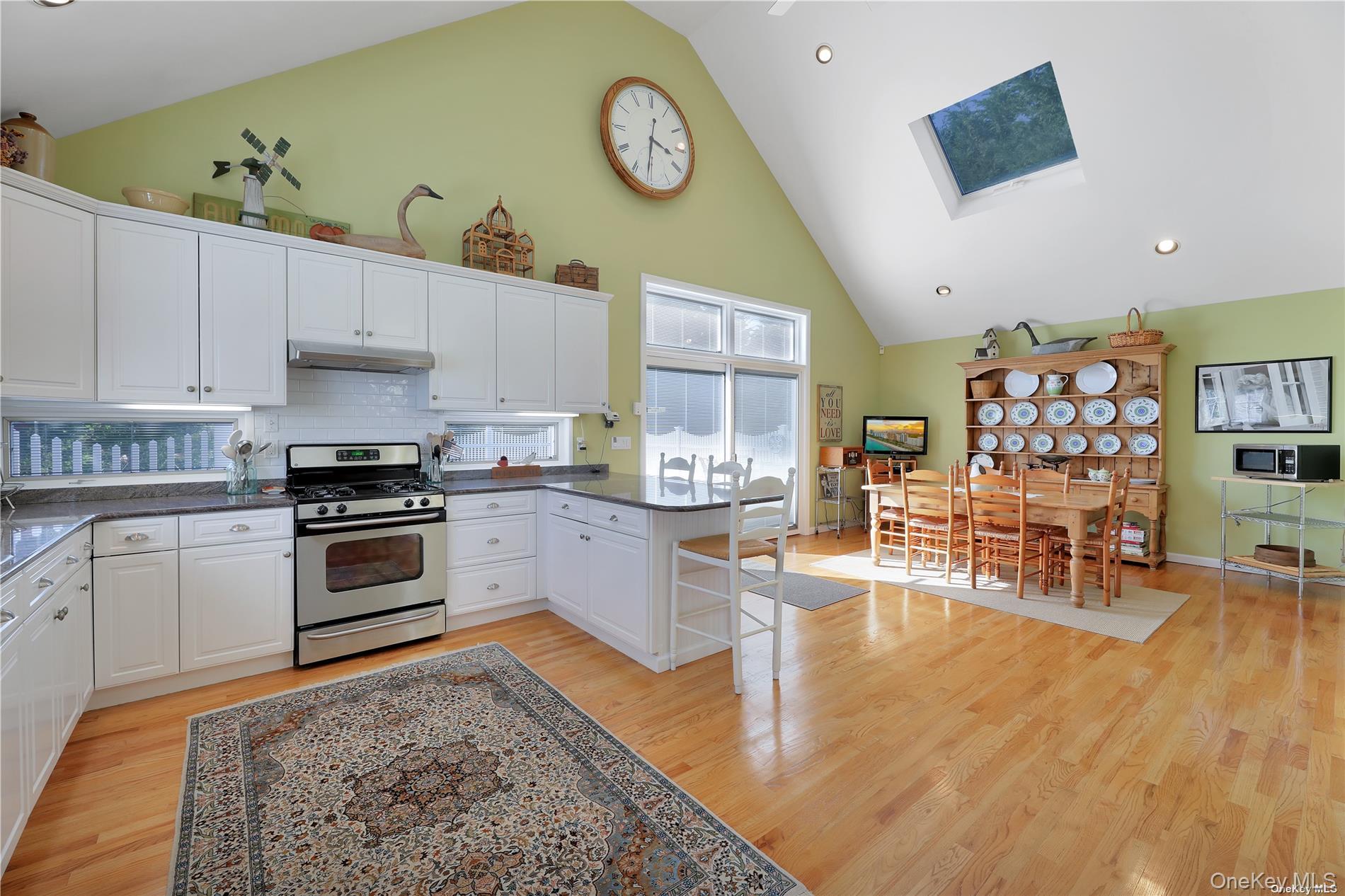 2 Bayview Road