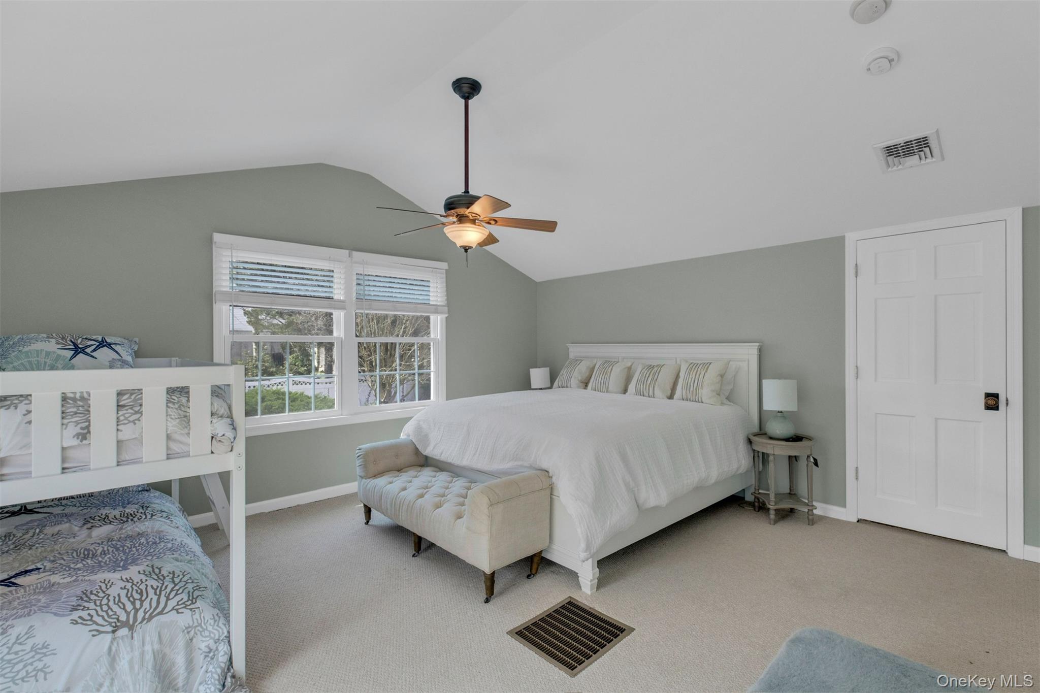 345 Colonial Road