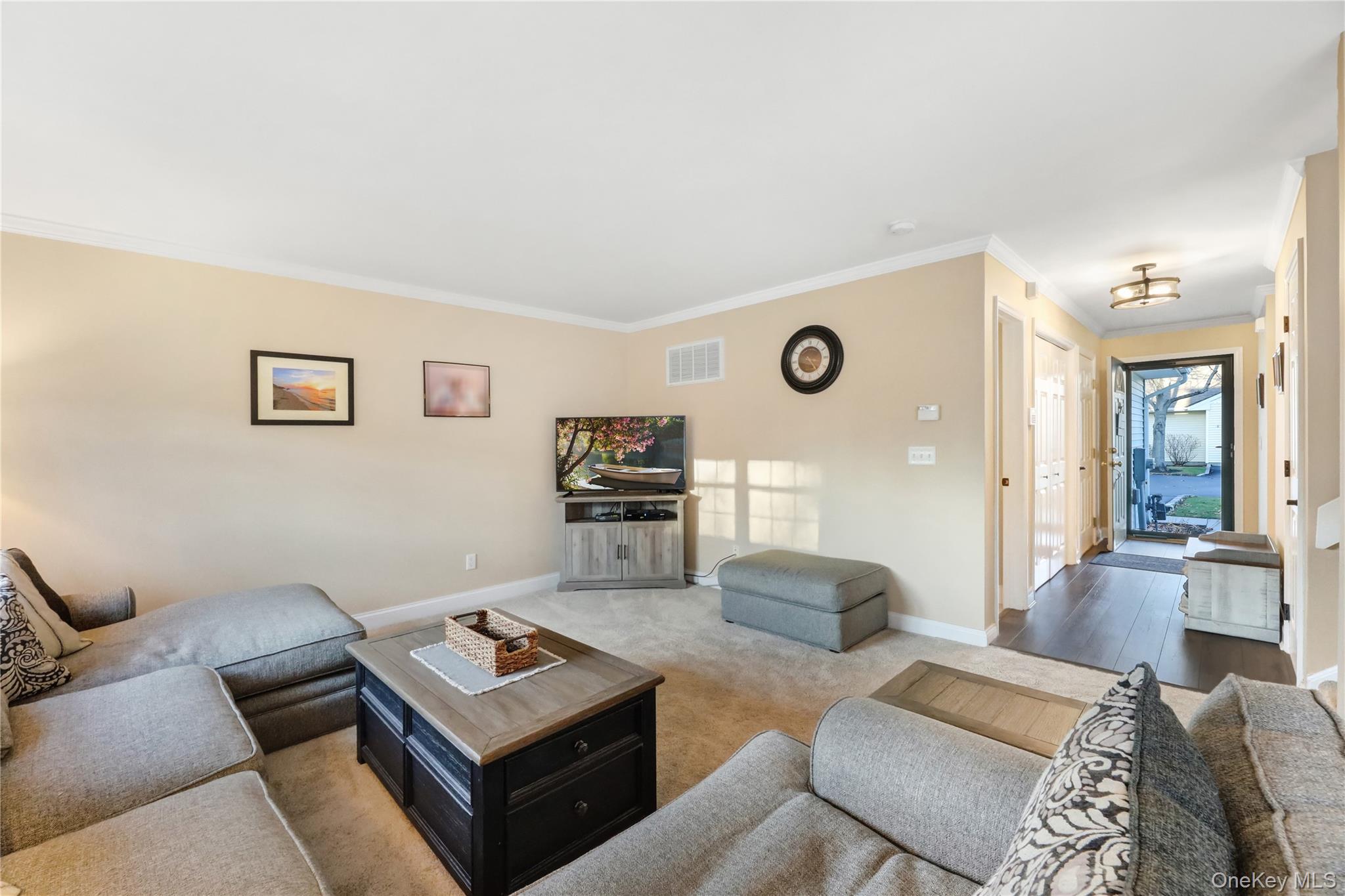 70 Strawberry Commons