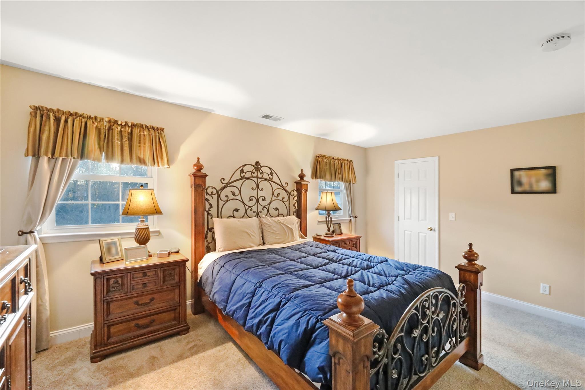 70 Strawberry Commons