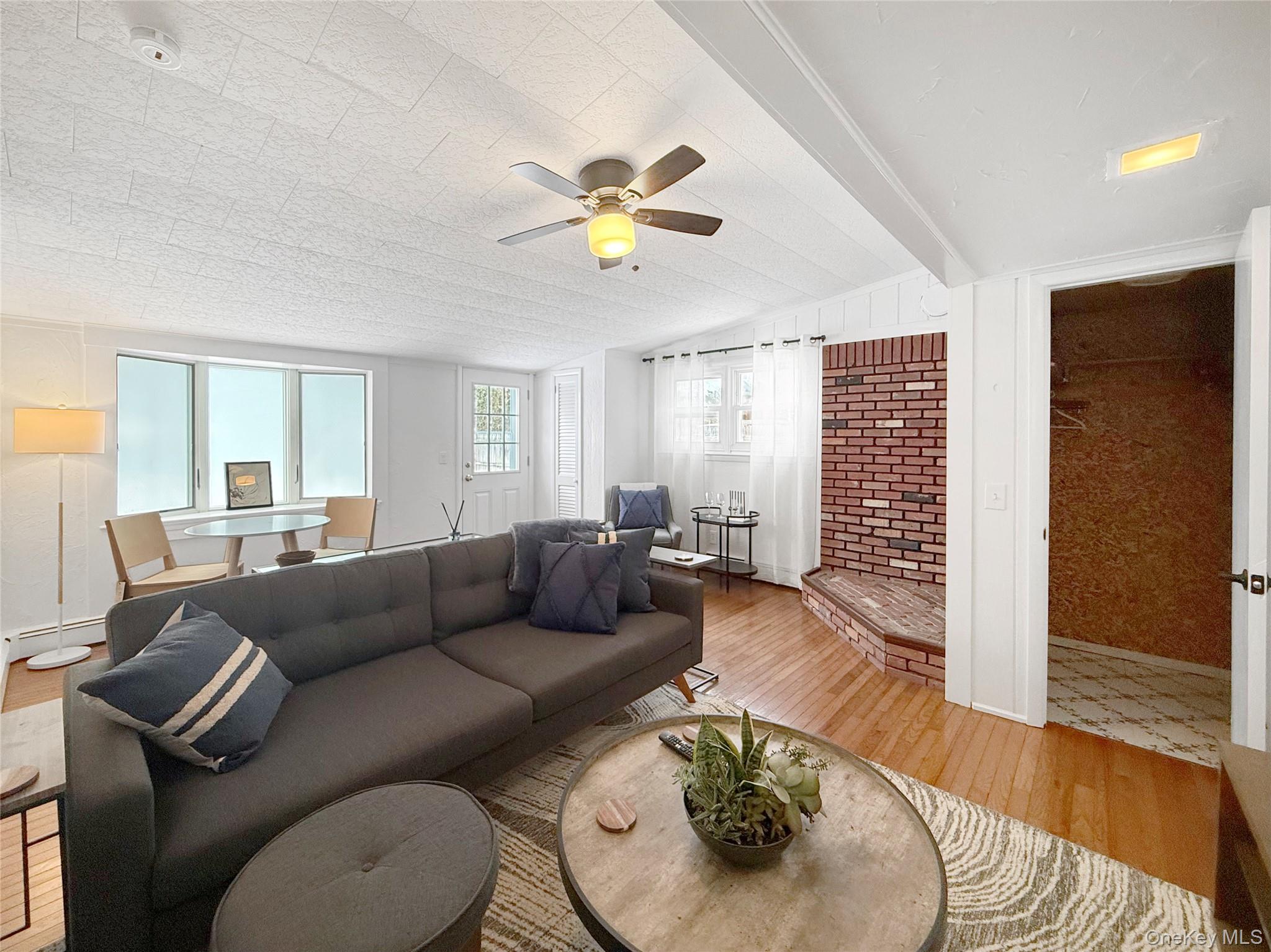839 Pond View Road