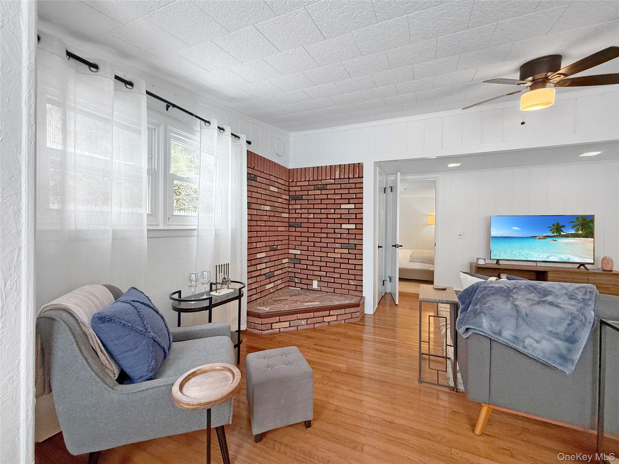 839 Pond View Road