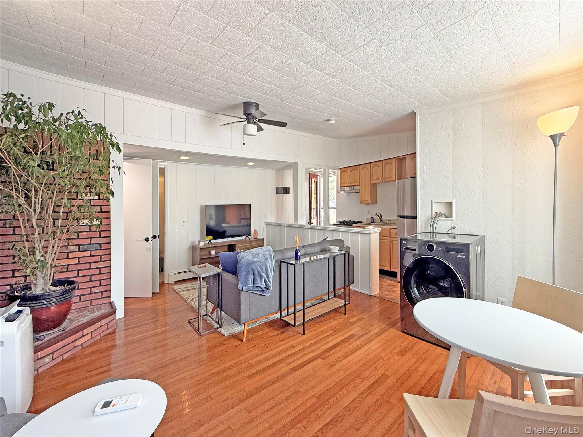 839 Pond View Road
