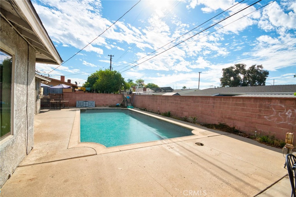 962 East Citrus Edge Street