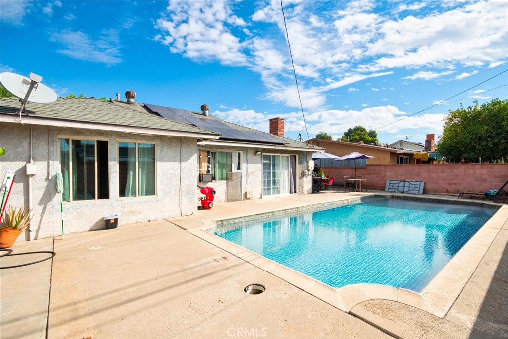 962 East Citrus Edge Street
