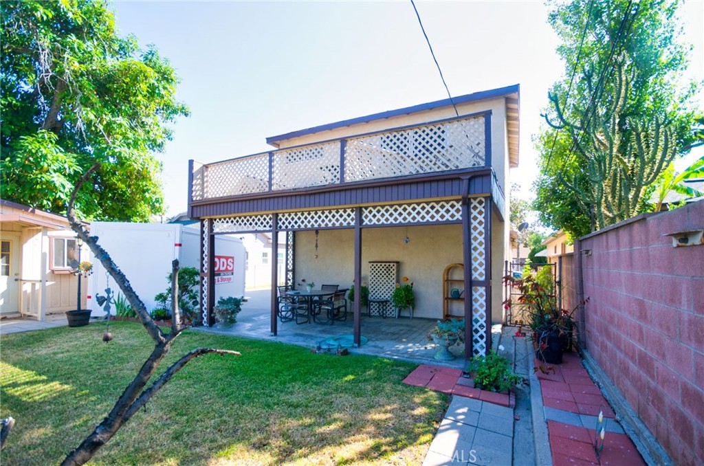 30 North Vega Street