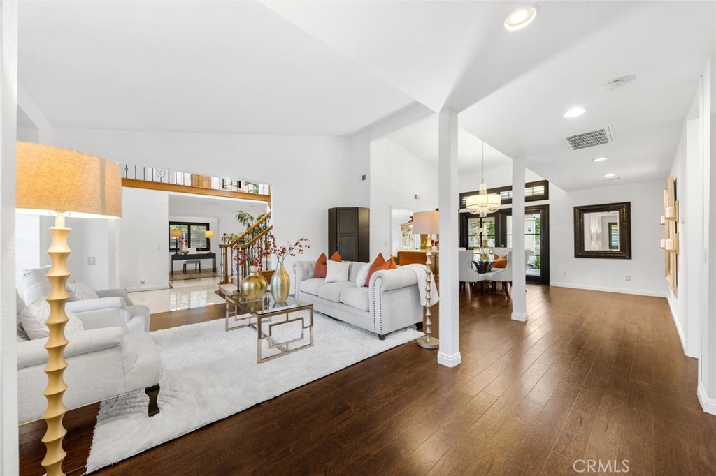 1111 Camino Del Cerritos