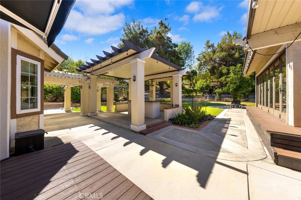 1111 Camino Del Cerritos