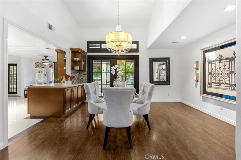 1111 Camino Del Cerritos