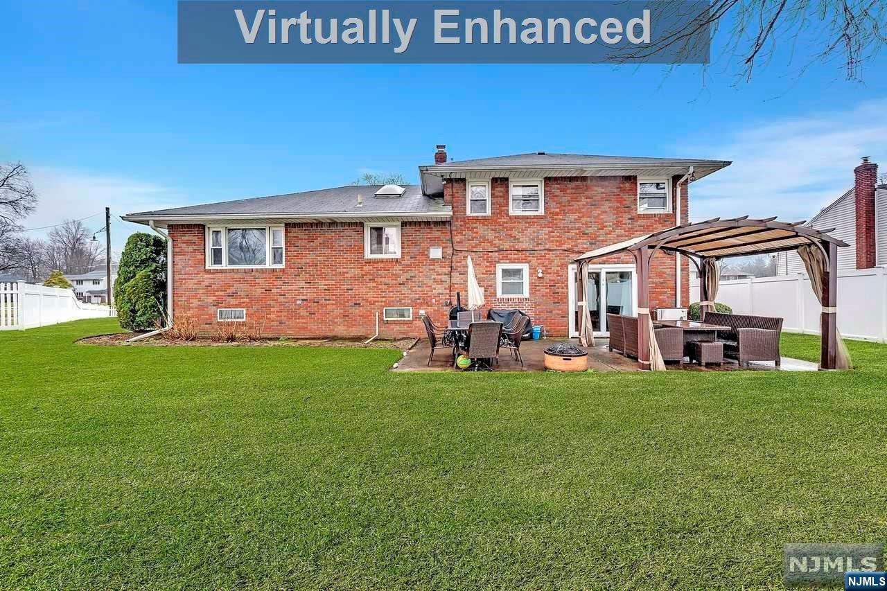 756 Schaefer Avenue