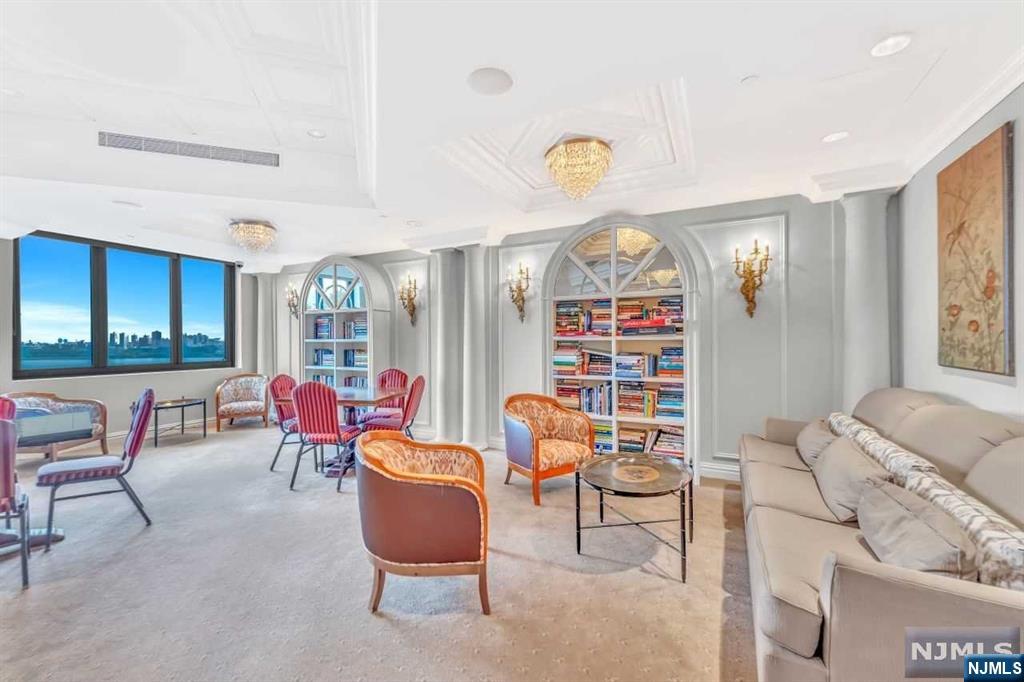 100 Carlyle Drive 3MN