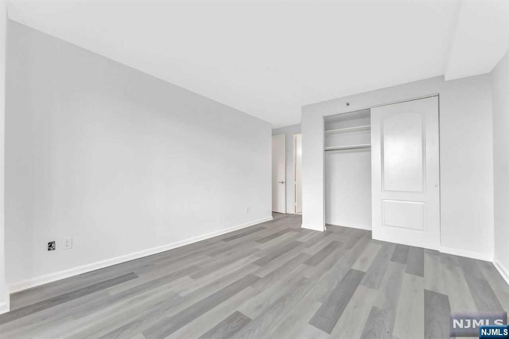 100 Carlyle Drive 3MN