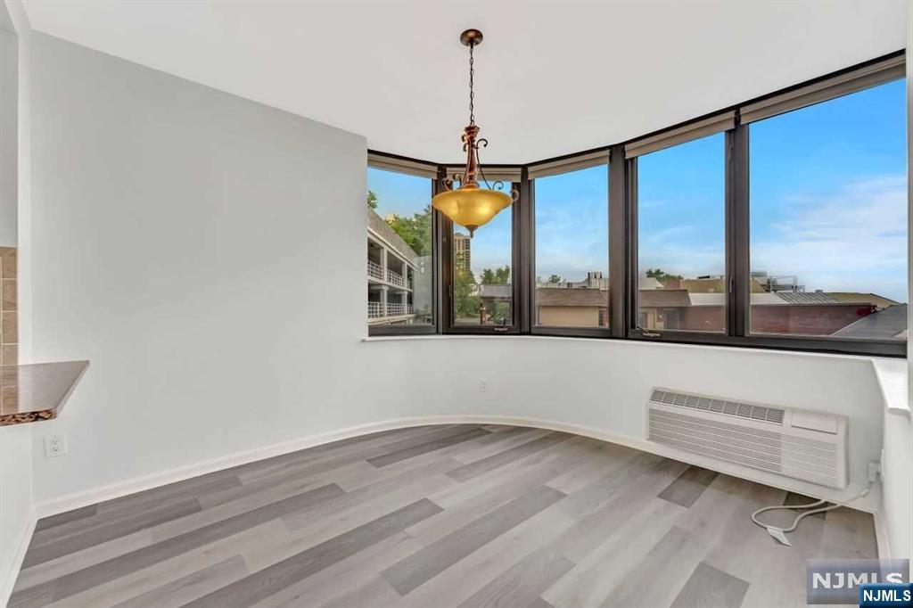 100 Carlyle Drive 3MN