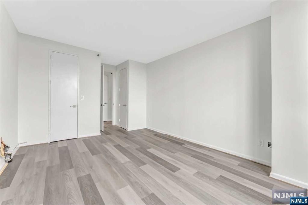 100 Carlyle Drive 3MN