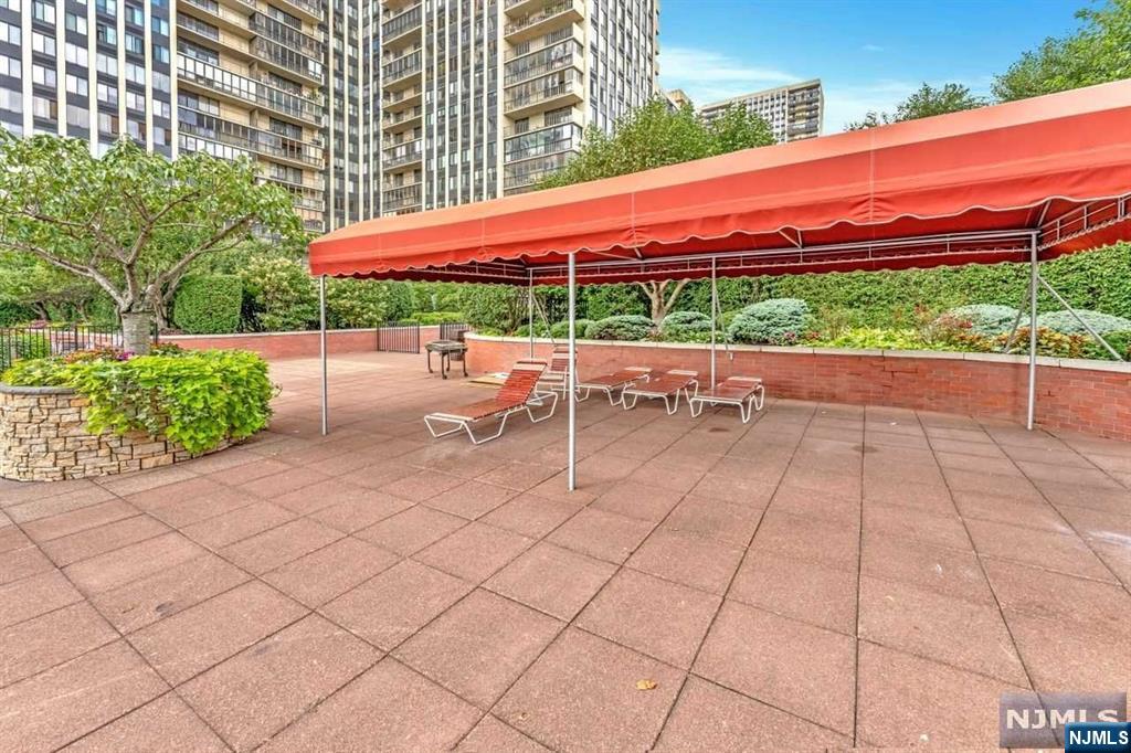 100 Carlyle Drive 3MN