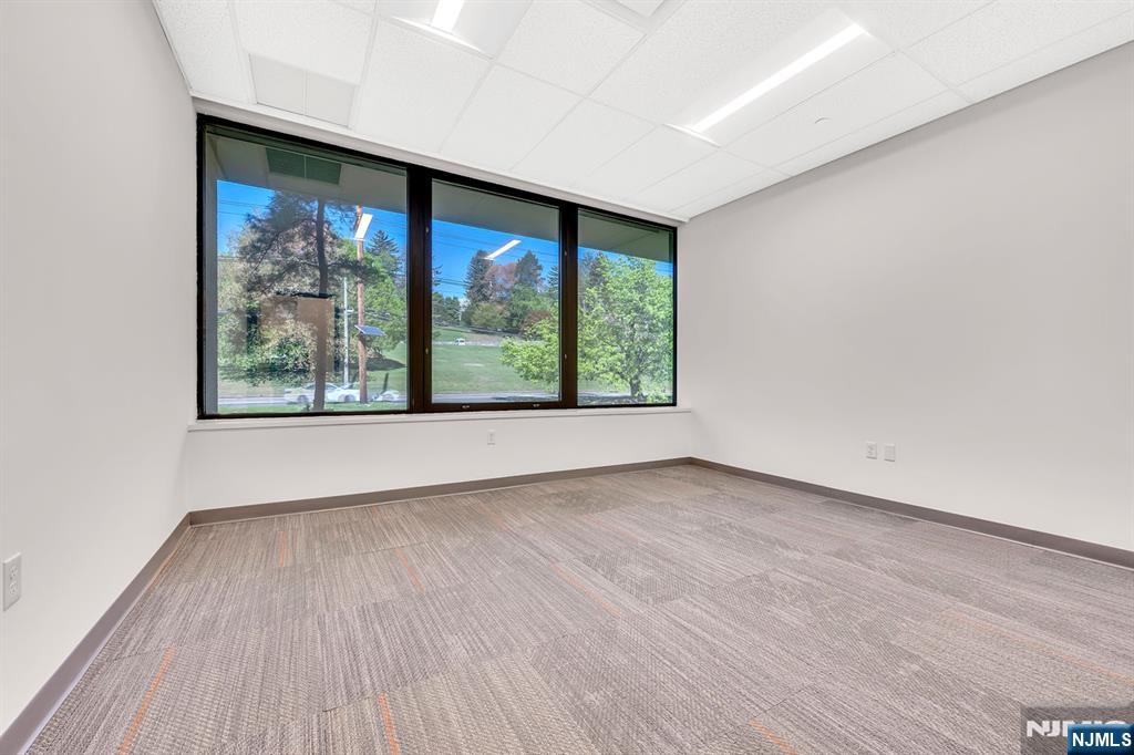 690 Kinderkamack Road 203