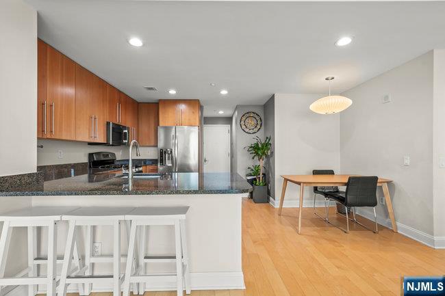 600 12th Street 608