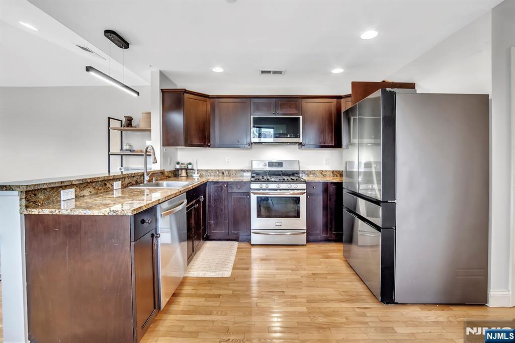 682 Greeley Avenue C