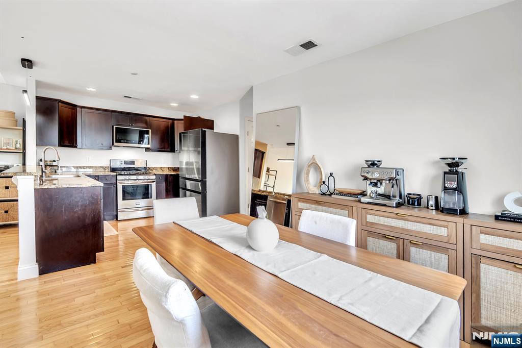 682 Greeley Avenue C