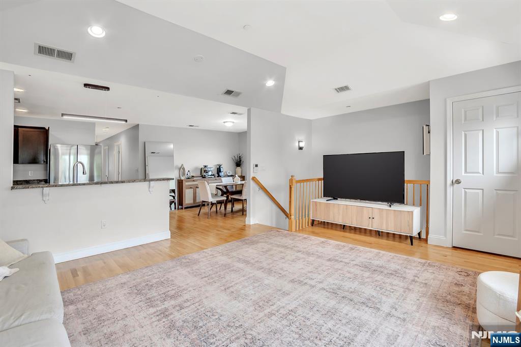 682 Greeley Avenue C