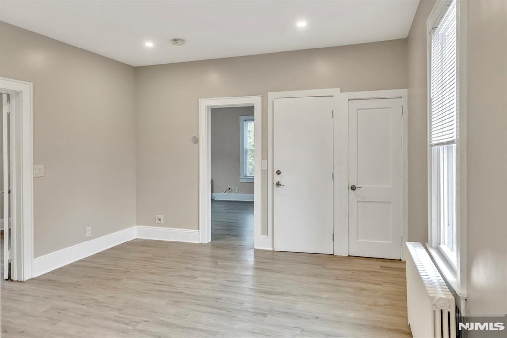 216 Phillips Avenue 1FL