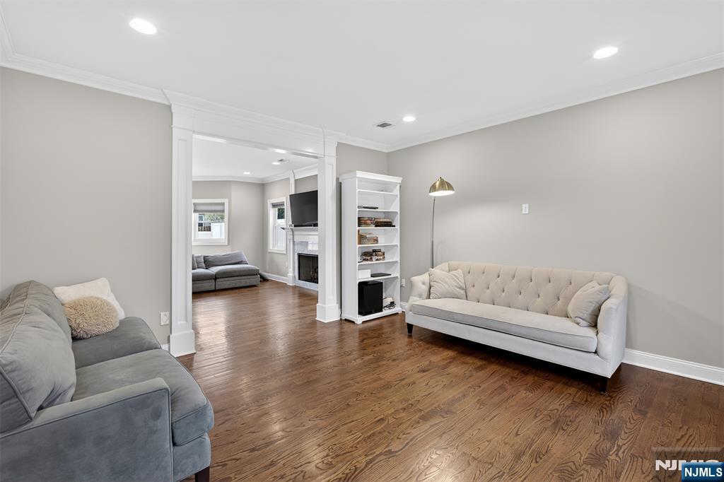 269 Adams Avenue