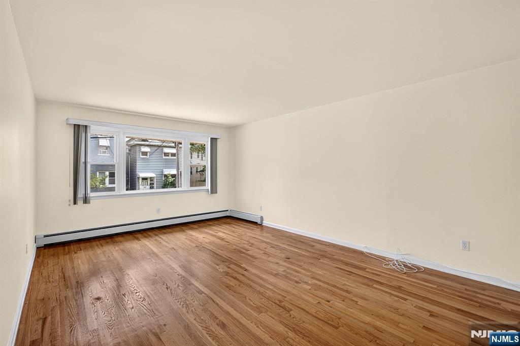 437 2nd Street