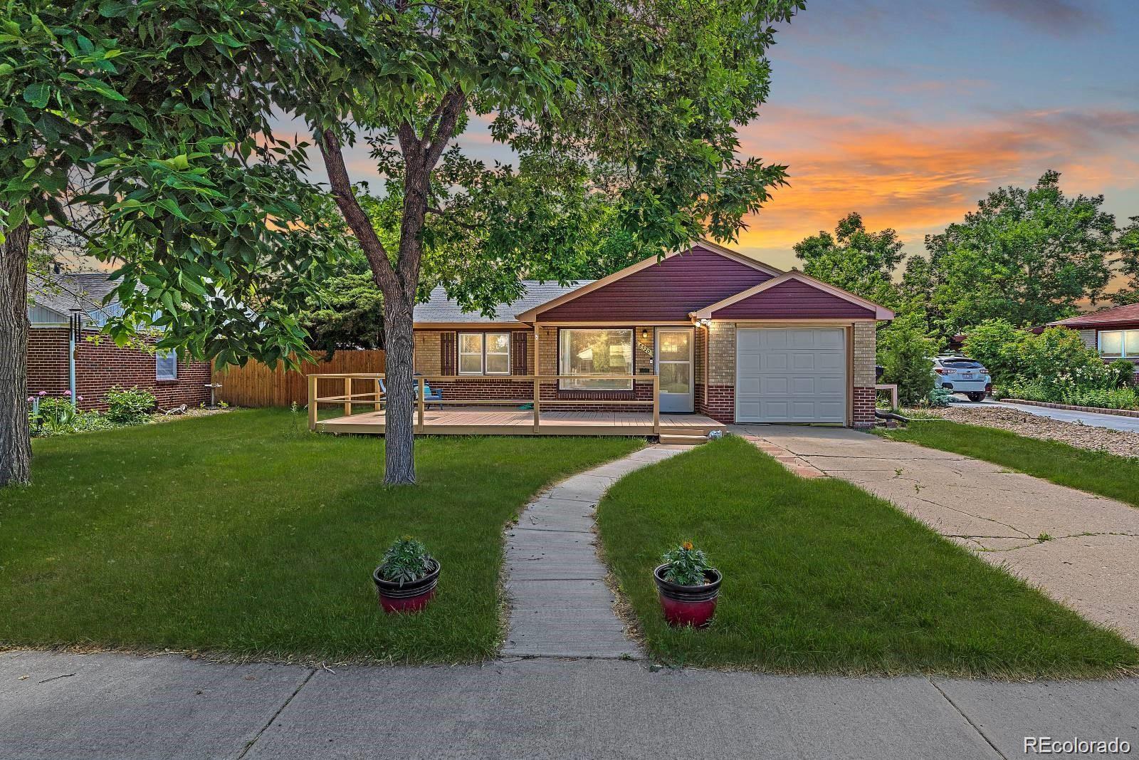 8520 W 55th Drive