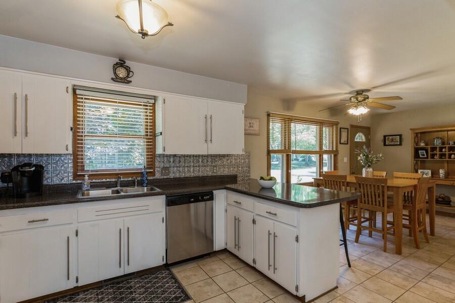 1860 Arcadia Drive, St. Joseph