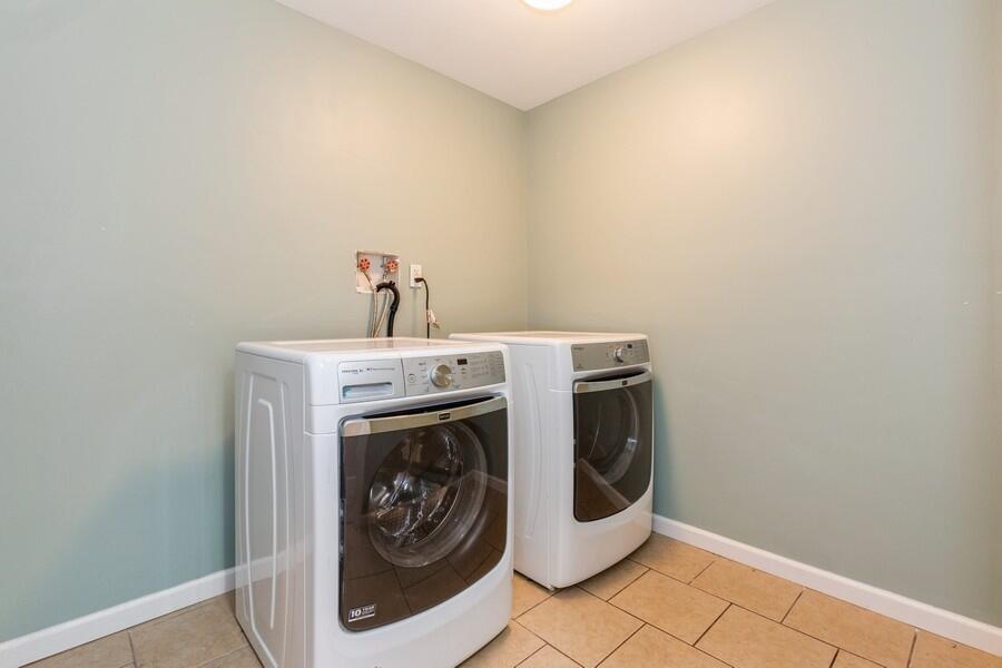 1411 Whispering Trail