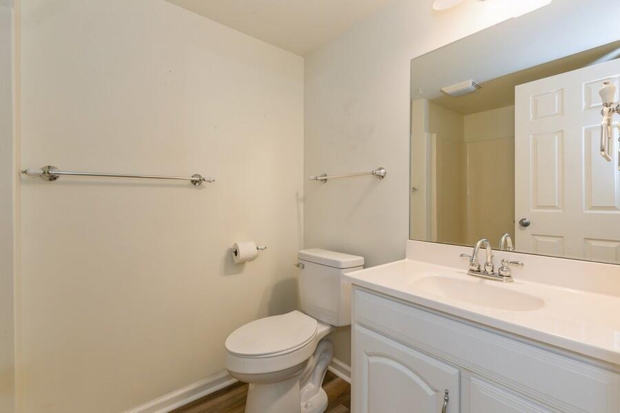 5553 Ivy Path