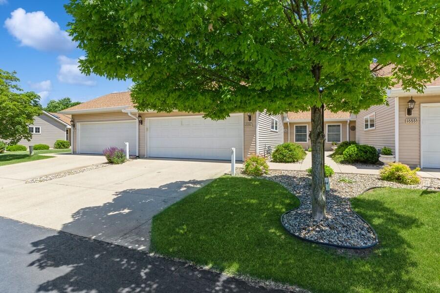 5553 Ivy Path