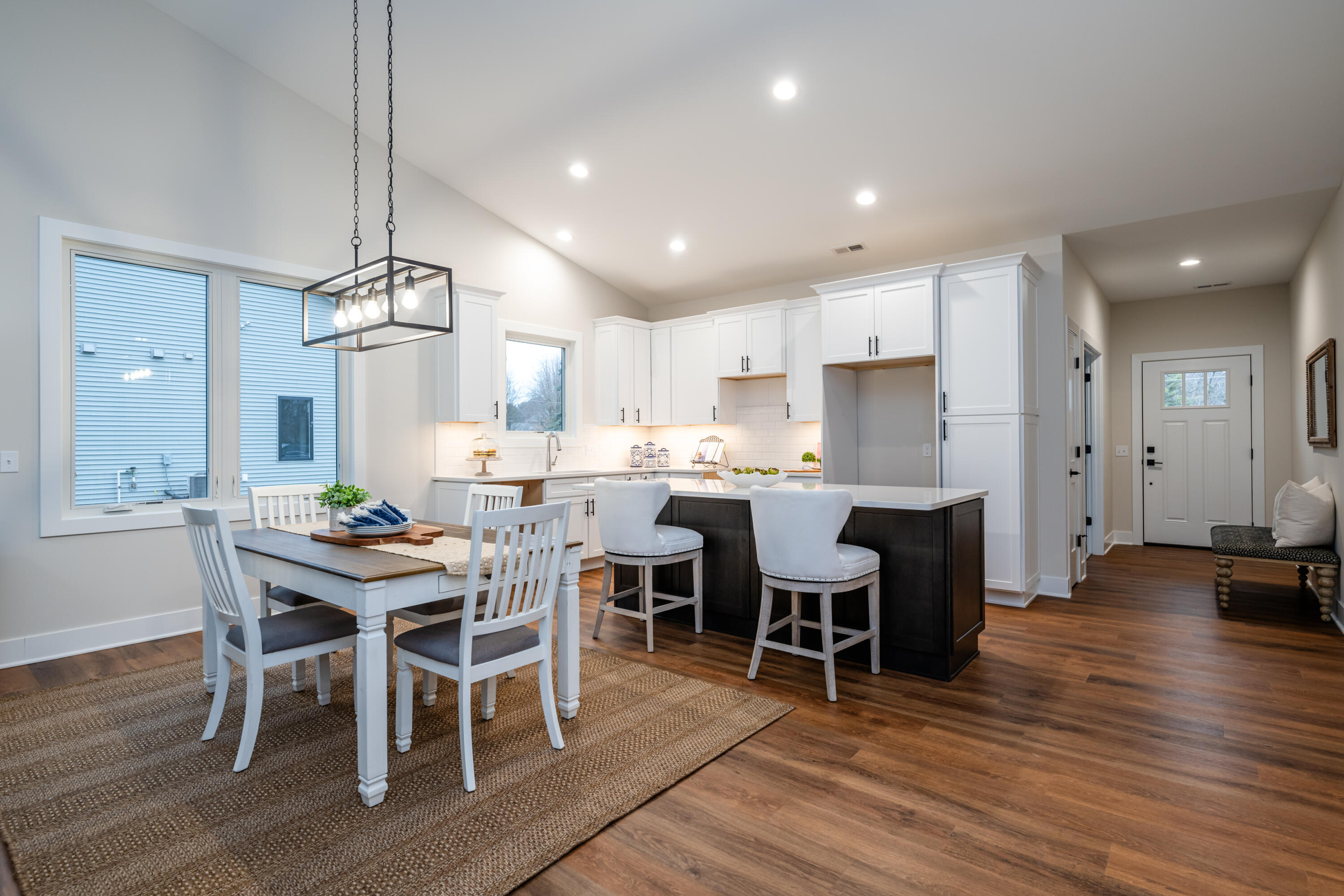582 Maiden Lane, St. Joseph