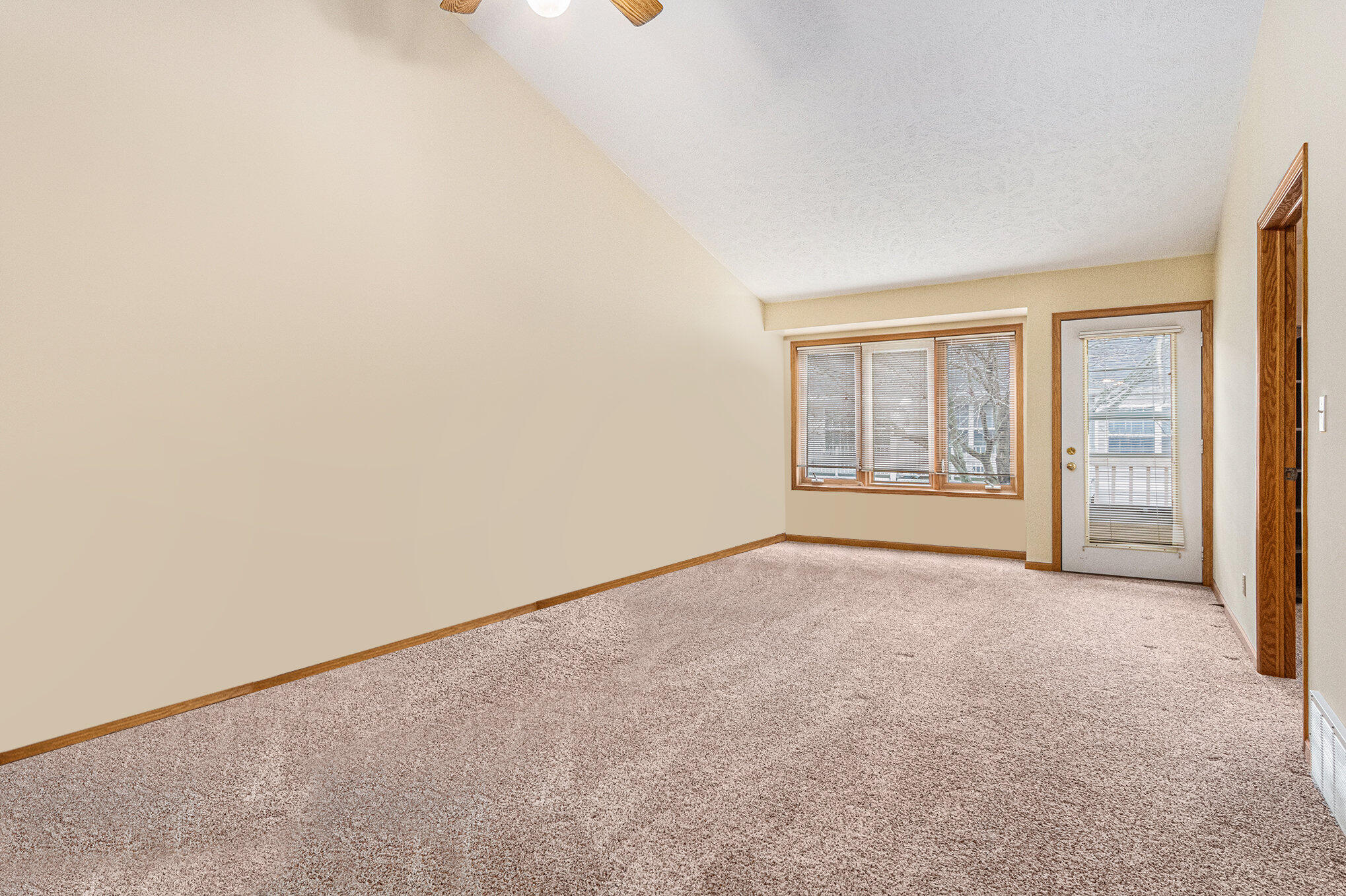 5522 Ivy Drive