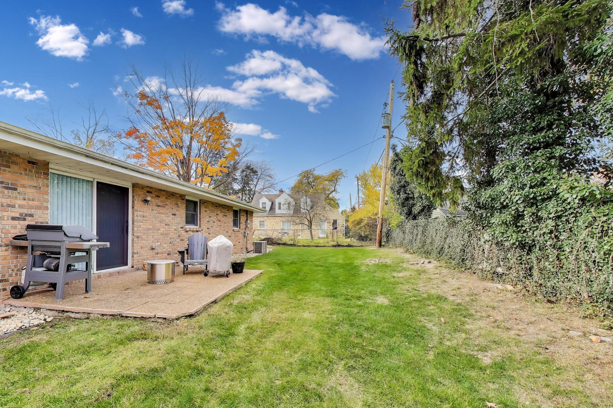1405 Manley Court, St. Joseph