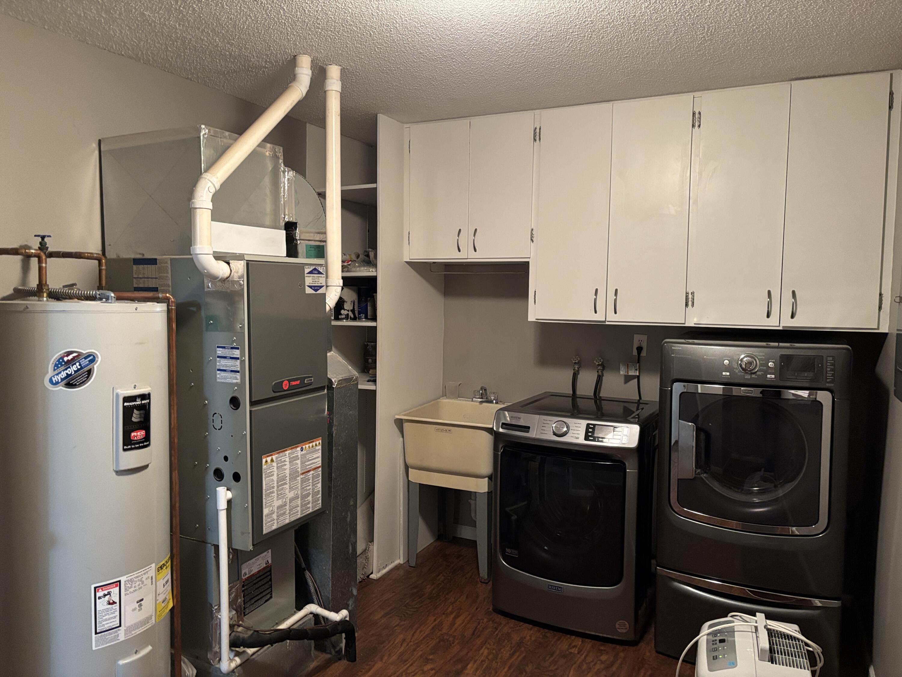 1405 Manley Court, St. Joseph