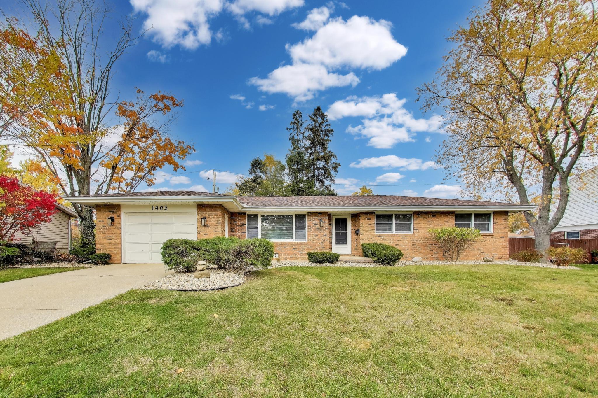 1405 Manley Court, St. Joseph