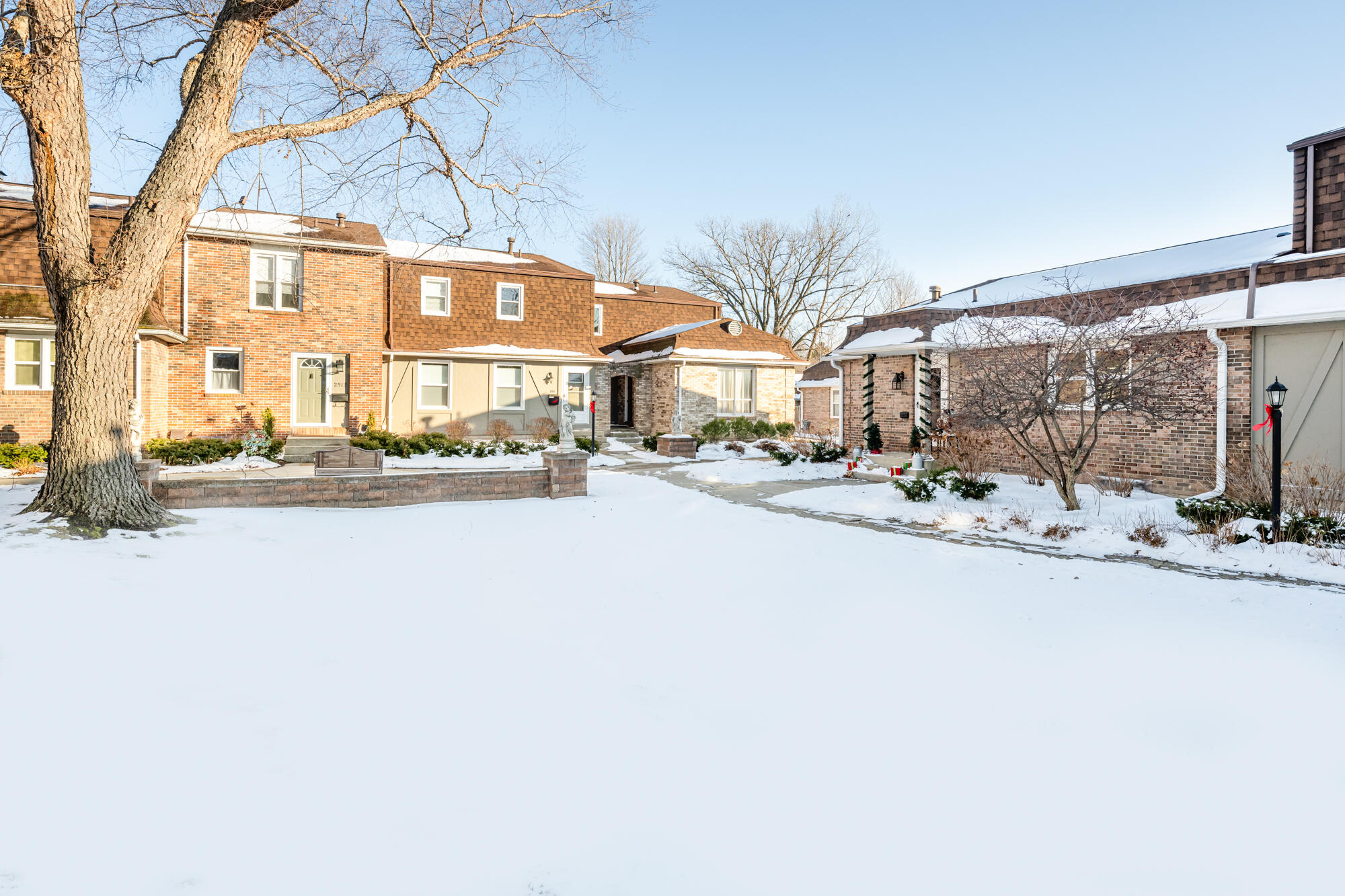 2510 Essex Court, St. Joseph