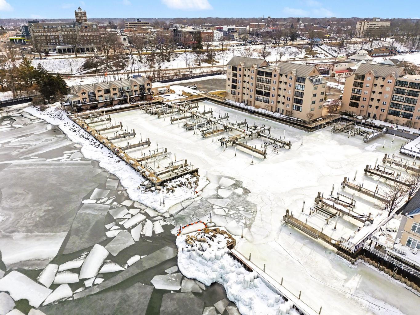 312 Water Street 47, St. Joseph Unit: 47