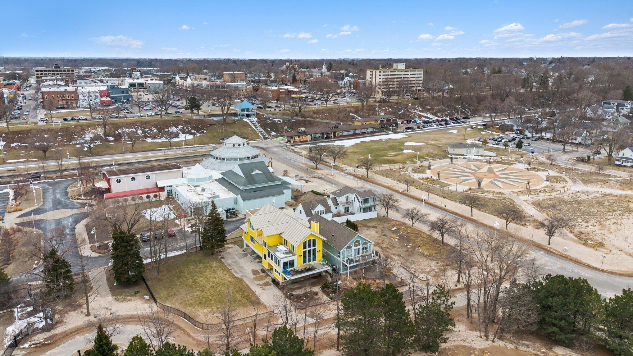 340 Lake Street, St. Joseph