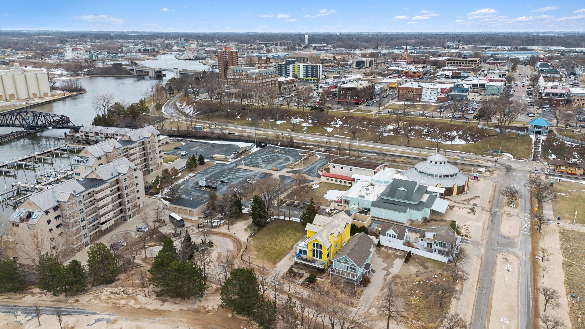 340 Lake Street, St. Joseph