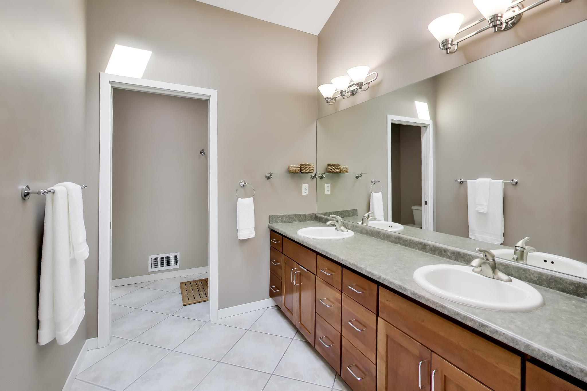 425 Island Pointe Drive, St. Joseph