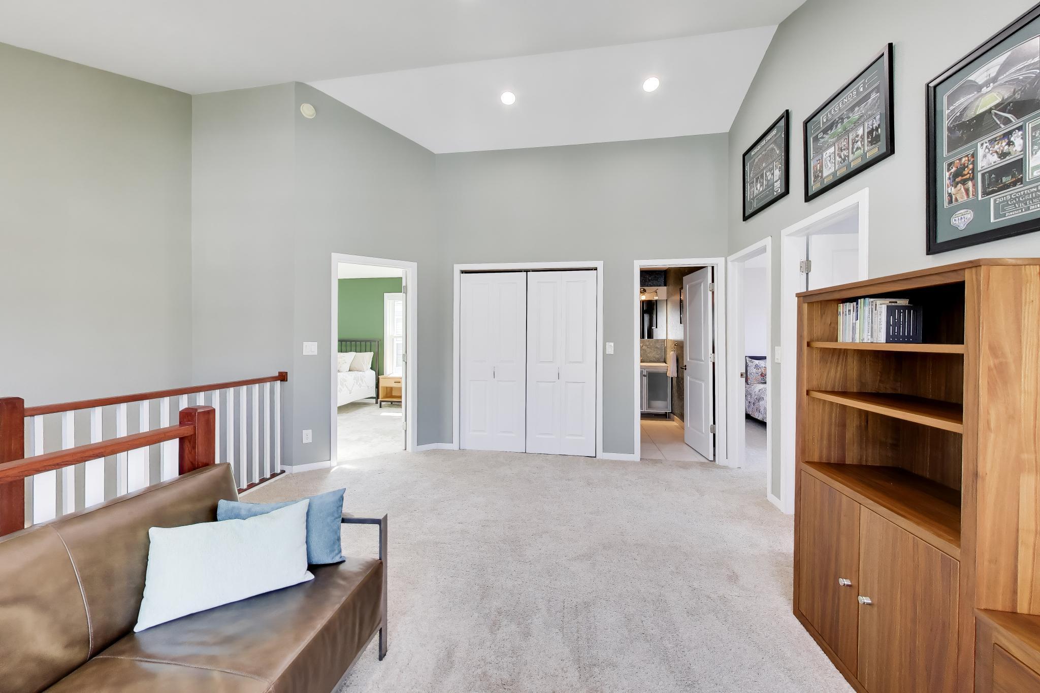 425 Island Pointe Drive, St. Joseph