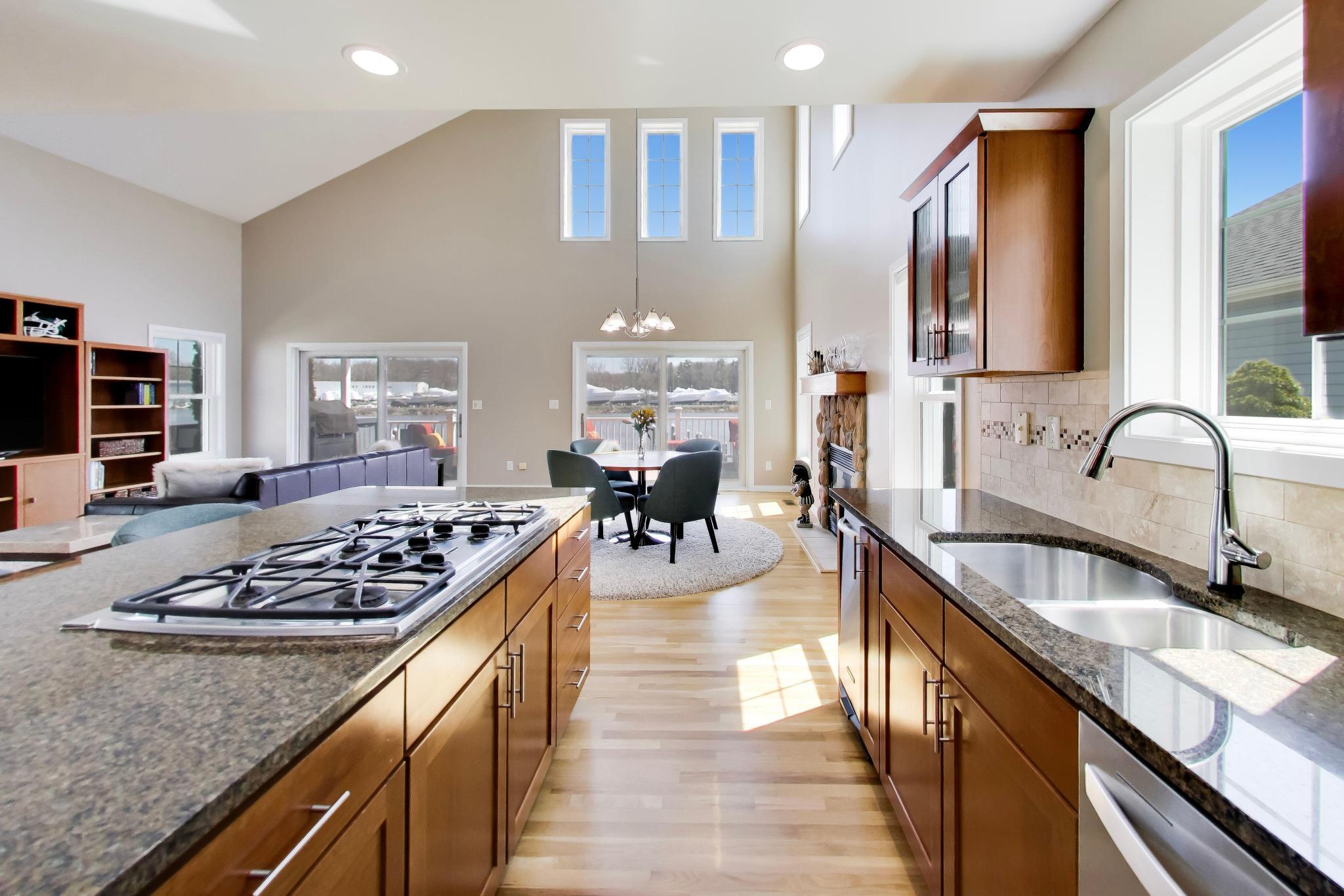 425 Island Pointe Drive, St. Joseph