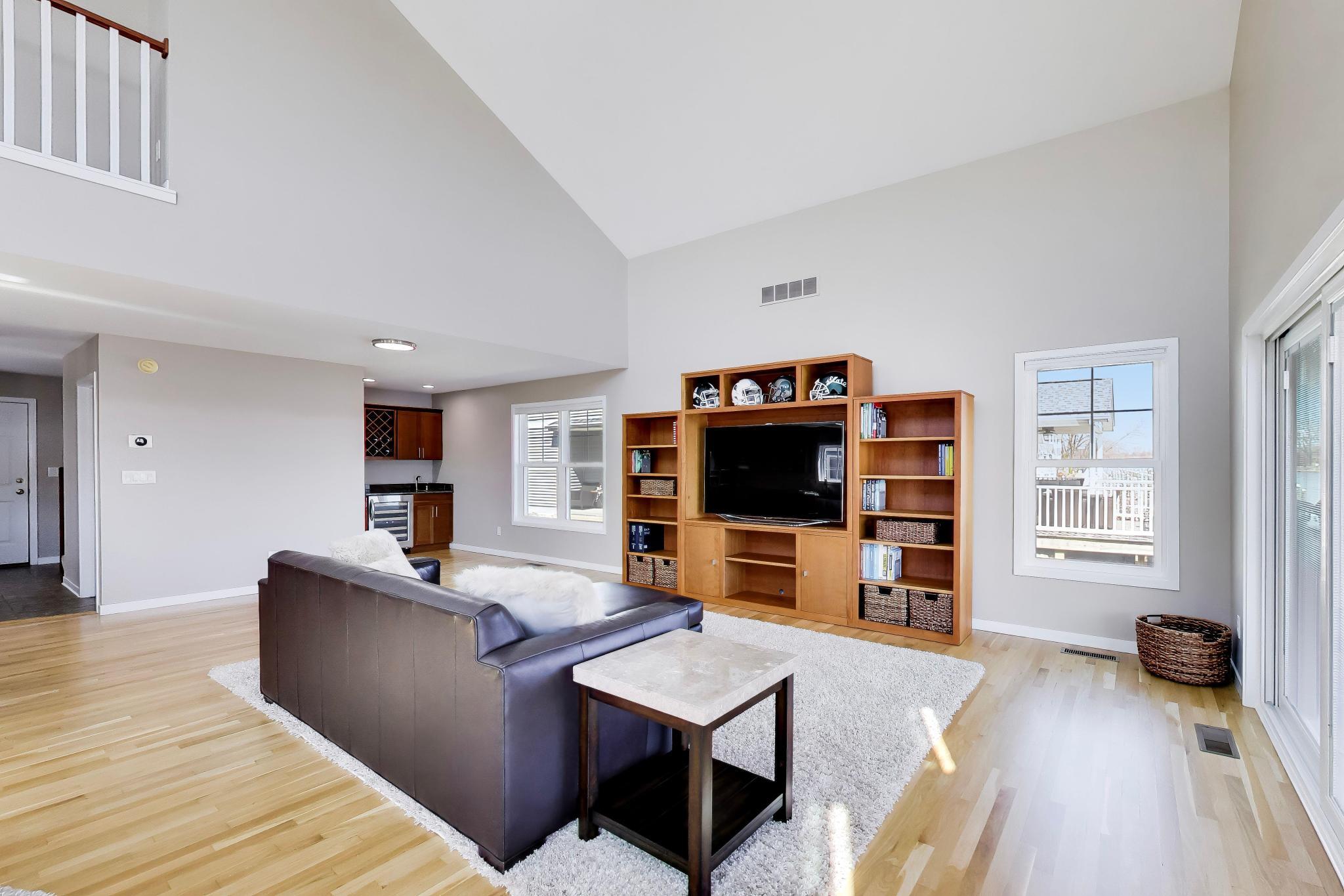 425 Island Pointe Drive, St. Joseph