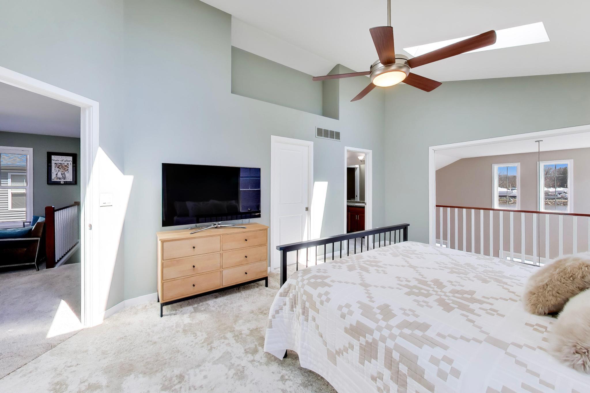 425 Island Pointe Drive, St. Joseph