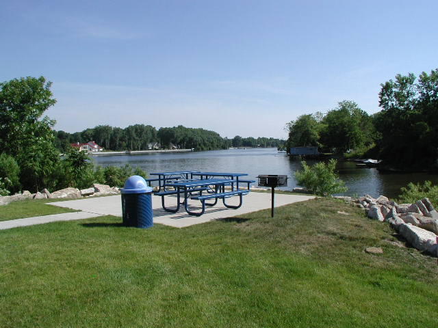 425 Island Pointe Drive, St. Joseph