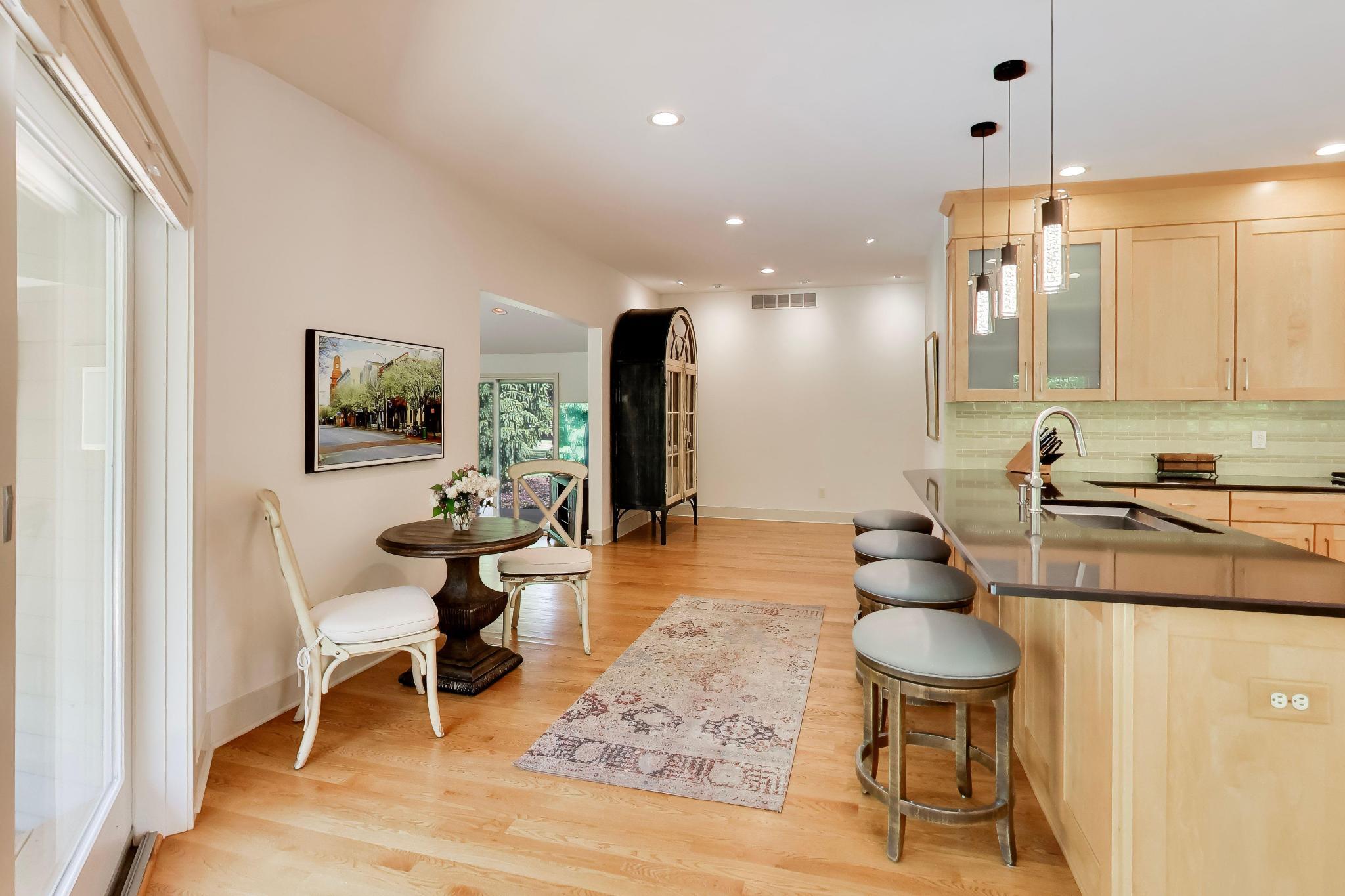 5499 Topanga Drive