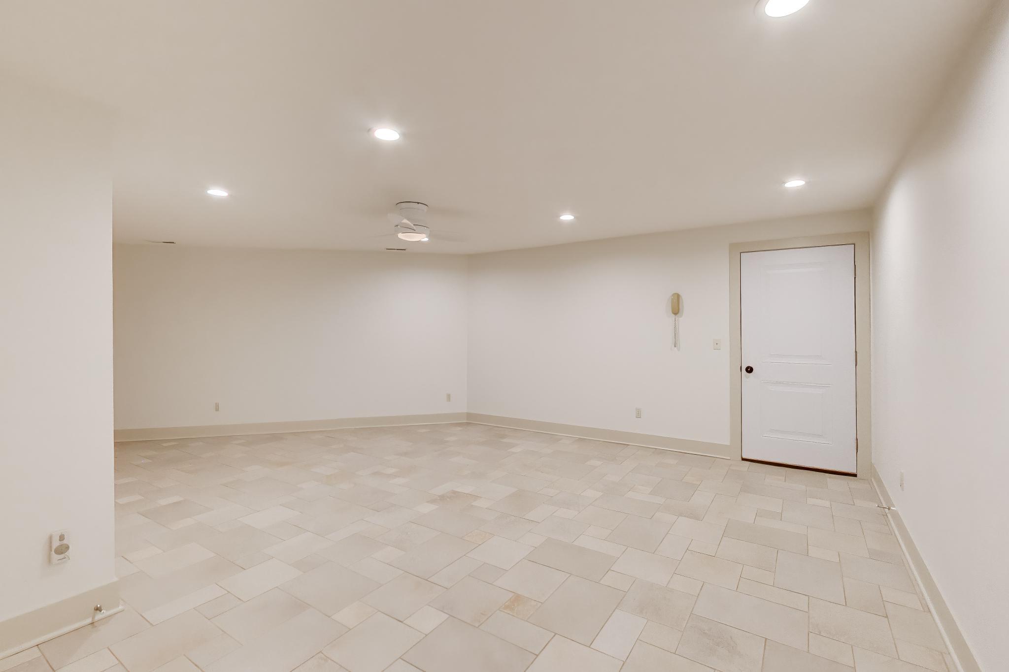 5499 Topanga Drive